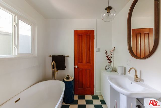 221 Vista Circle Drive, Sierra Madre, CA 91024