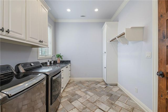 4207 Tuscany CT, Bryan, TX 77802