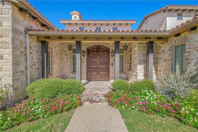 4207 Tuscany CT, Bryan, TX 77802