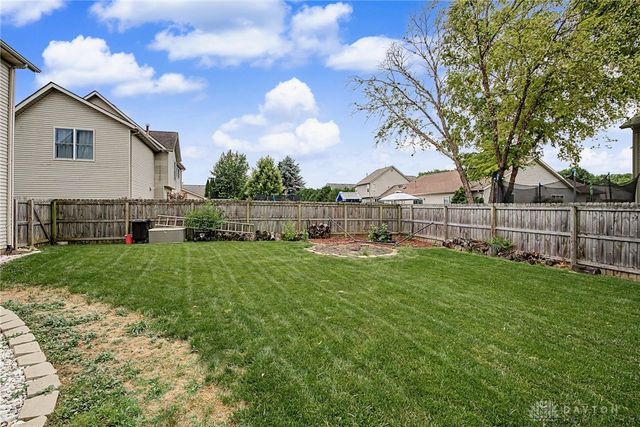 2675 Walnut Ridge Drive, Troy, OH 45373