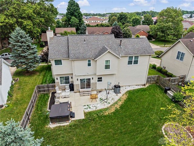 2675 Walnut Ridge Drive, Troy, OH 45373