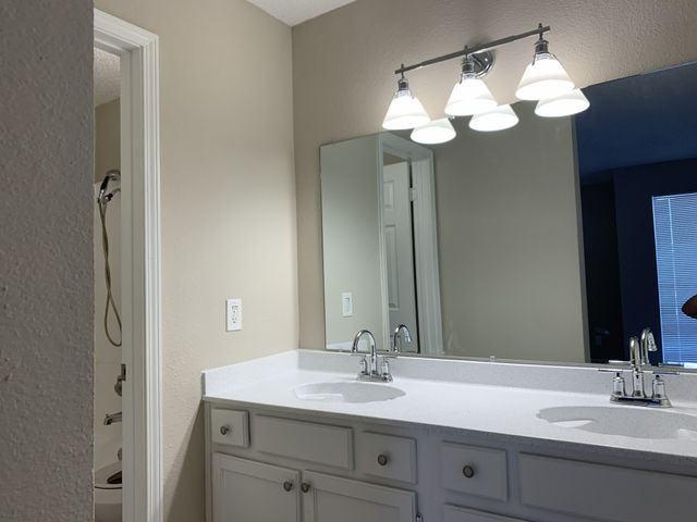 9835 Walnut Street 205, Dallas, TX 75243