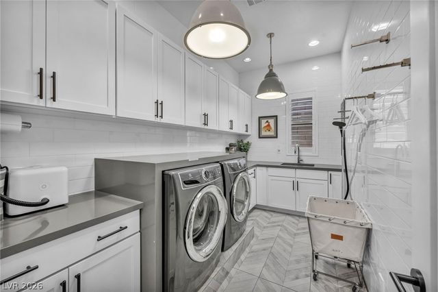 6937 Rainstone Street, Las Vegas, NV 89148