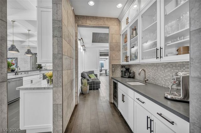 6937 Rainstone Street, Las Vegas, NV 89148