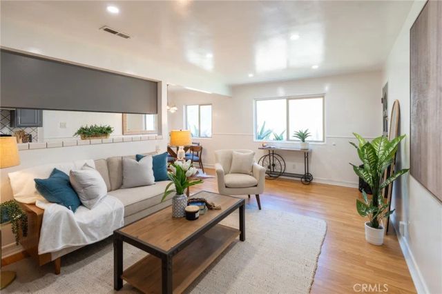 5969 Nelda Street 3, Simi Valley, CA 93063