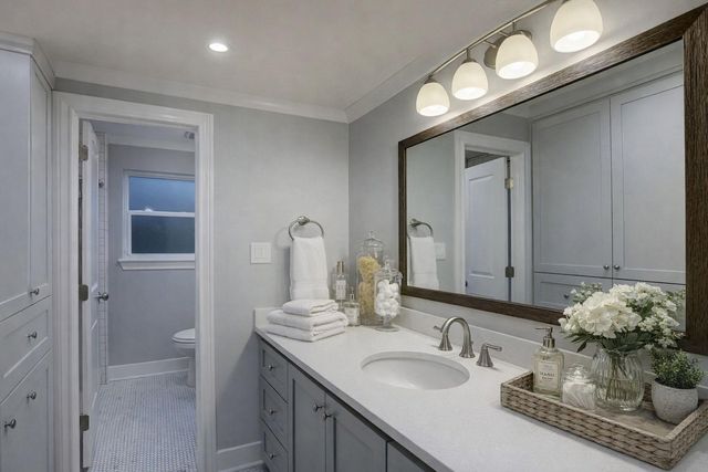 10606 Riverview Drive, Houston, TX 77042