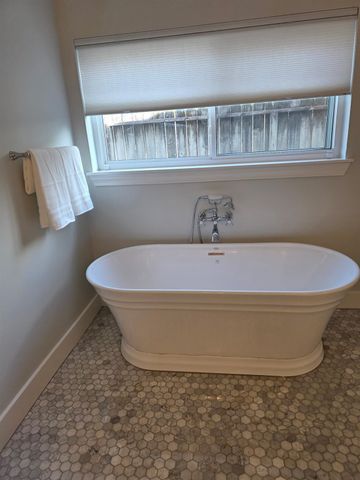 10606 Riverview Drive, Houston, TX 77042