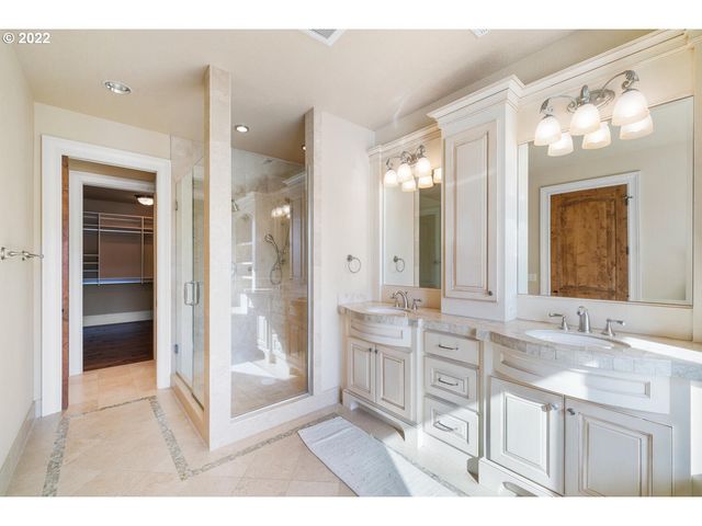 3142 LAKEVIEW Blvd, Lake Oswego, OR 97035