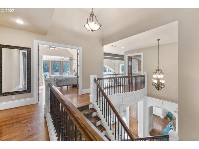 3142 LAKEVIEW Blvd, Lake Oswego, OR 97035