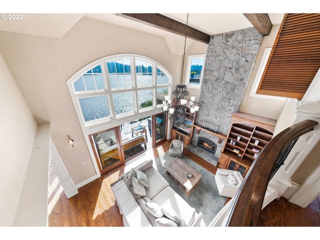 3142 LAKEVIEW Blvd, Lake Oswego, OR 97035