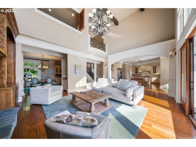 3142 LAKEVIEW Blvd, Lake Oswego, OR 97035