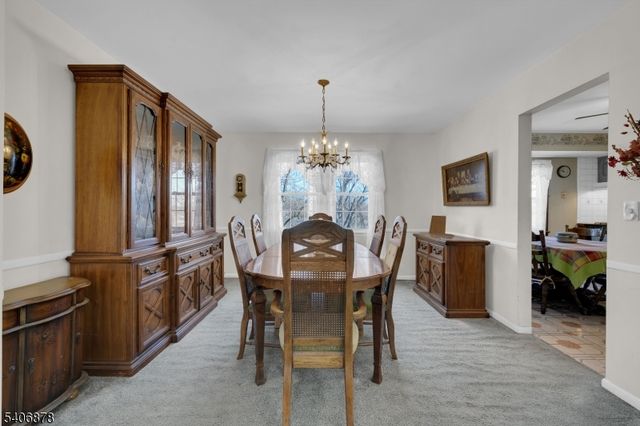 39 Deerfield Rd, Hanover Twp., NJ 07981