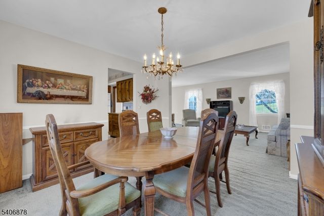 39 Deerfield Rd, Hanover Twp., NJ 07981