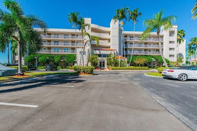 5901 BAHIA DEL MAR CIRCLE 223, St Petersburg, FL 33715