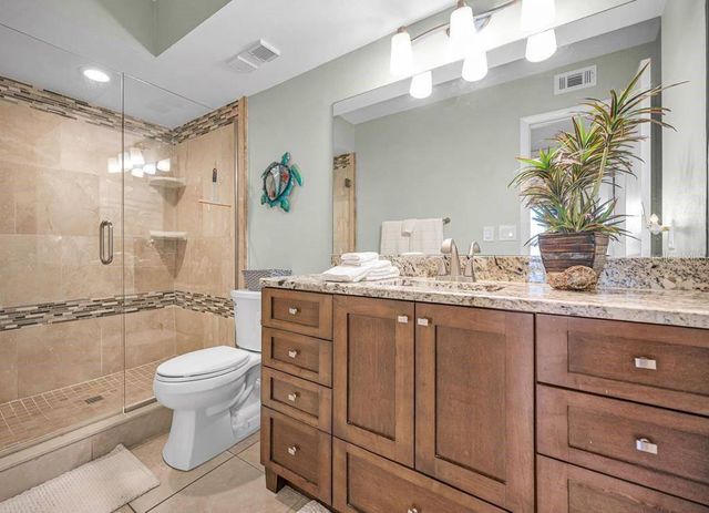 5901 BAHIA DEL MAR CIRCLE 223, St Petersburg, FL 33715