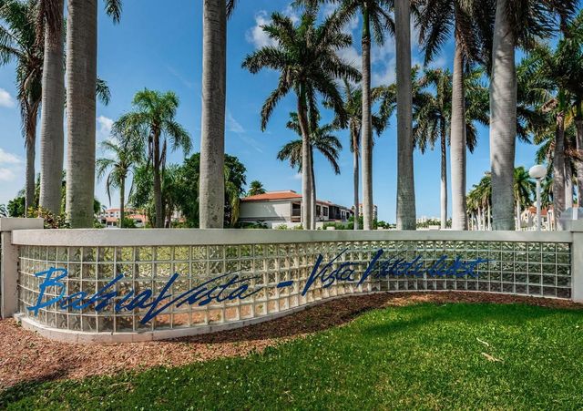 5901 BAHIA DEL MAR CIRCLE 223, St Petersburg, FL 33715