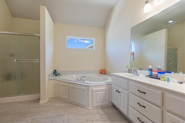 11461 Parkview Avenue, Kansas City, KS 66109