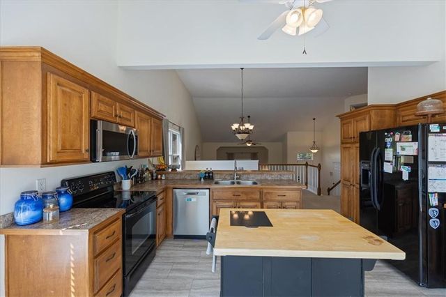 11461 Parkview Avenue, Kansas City, KS 66109