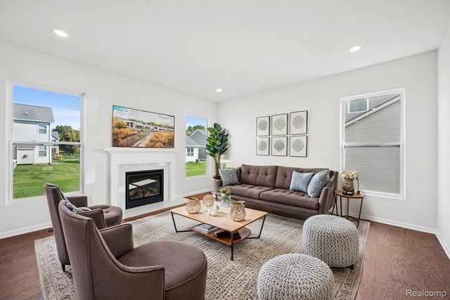 27144 SILO Drive, Saline, MI 48176