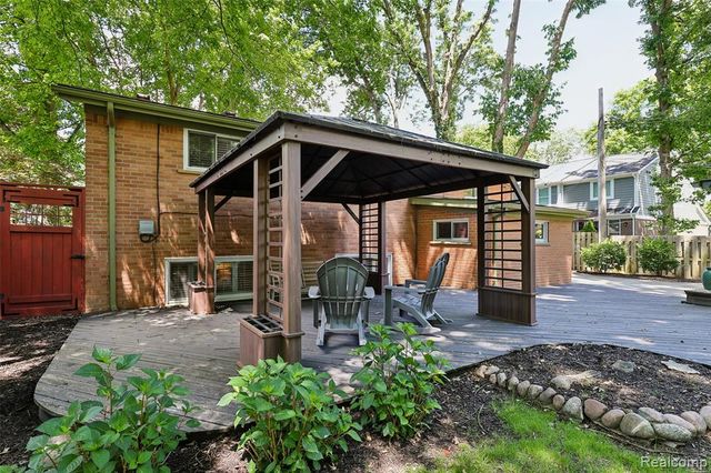 1313 Beech Street, Plymouth, MI 48170