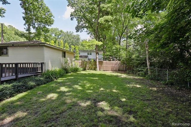 1313 Beech Street, Plymouth, MI 48170