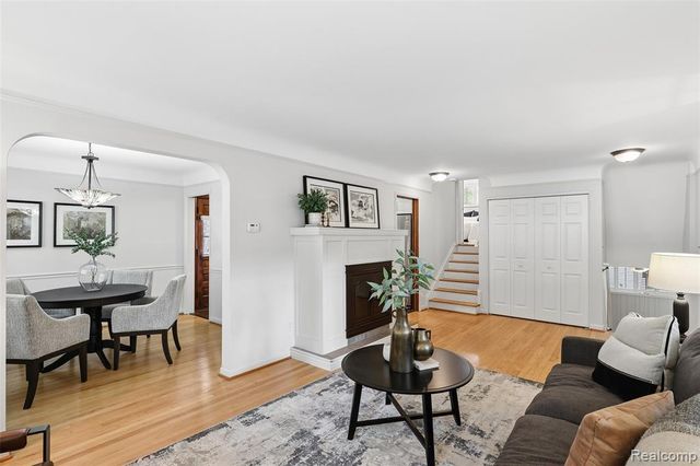 1313 Beech Street, Plymouth, MI 48170