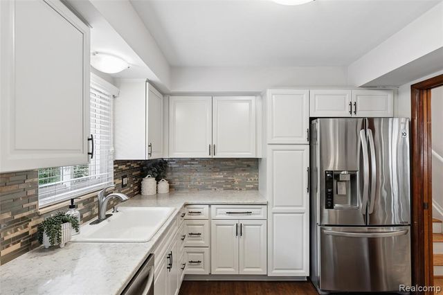 1313 Beech Street, Plymouth, MI 48170