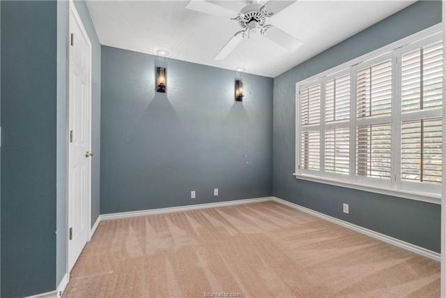 1309 Essex Green, College Station, TX 77845