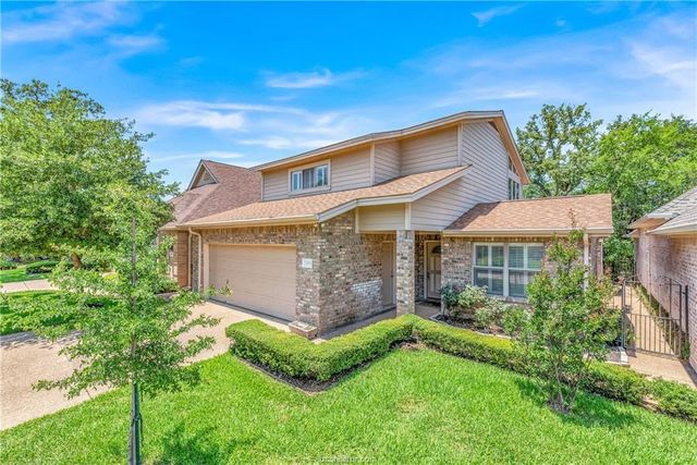 1309 Essex Green, College Station, TX 77845
