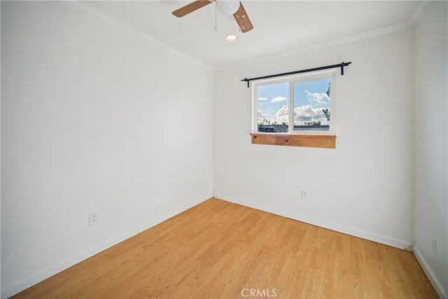 19545 Sherman Way, Reseda, CA 91335