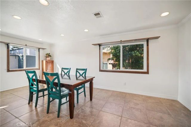 19545 Sherman Way, Reseda, CA 91335