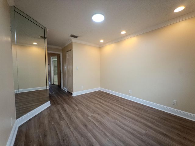 2011 E Discovery Cir Circle E, Deerfield Beach, FL 33442