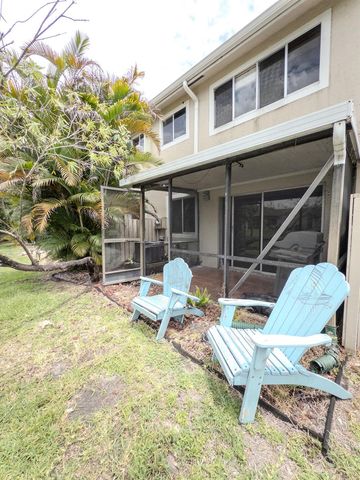 2011 E Discovery Cir Circle E, Deerfield Beach, FL 33442