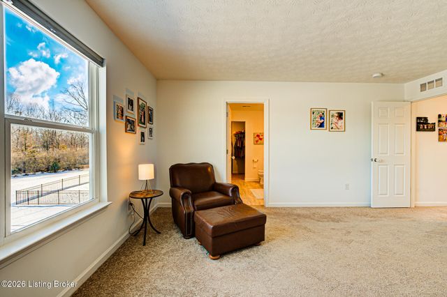 2093 Carnegie Dr, Shelbyville, KY 40065