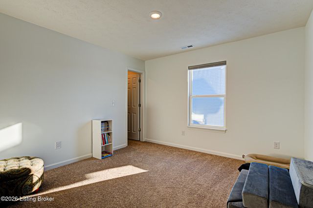 2093 Carnegie Dr, Shelbyville, KY 40065