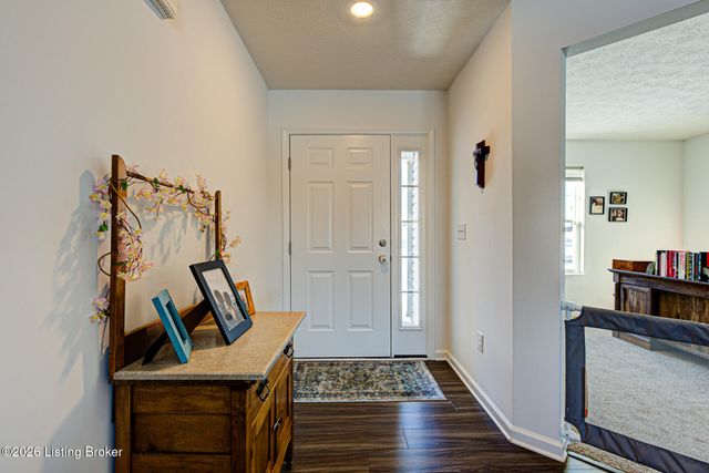 2093 Carnegie Dr, Shelbyville, KY 40065