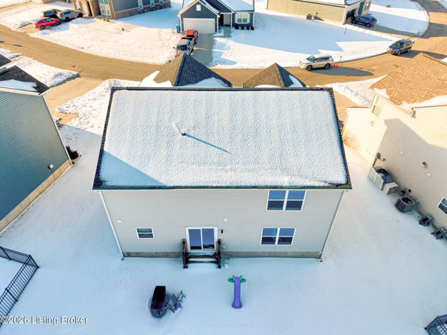 2093 Carnegie Dr, Shelbyville, KY 40065