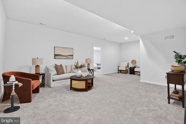 1269 HOMESTEAD LN, Lancaster, PA 17601