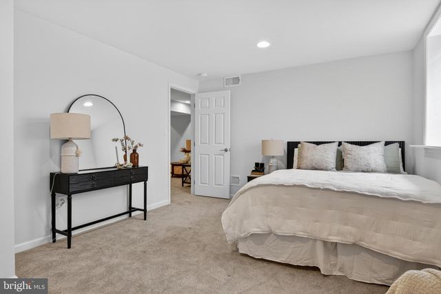 1269 HOMESTEAD LN, Lancaster, PA 17601