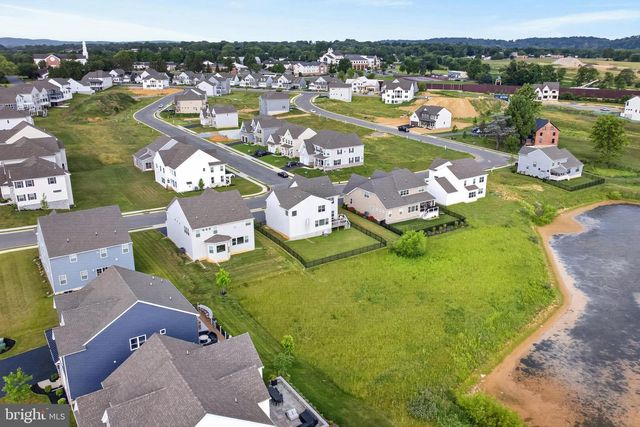 1269 HOMESTEAD LN, Lancaster, PA 17601