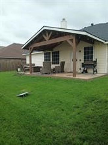 10325 Pyrite Drive, Fort Worth, TX 76131