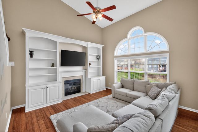 697 Lucille Drive, Lexington, KY 40511