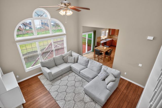697 Lucille Drive, Lexington, KY 40511