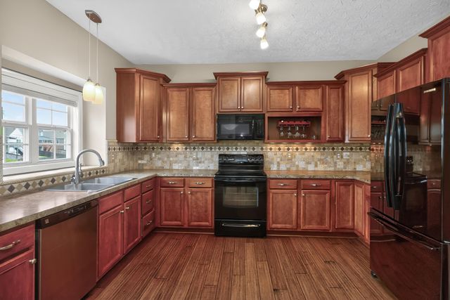 697 Lucille Drive, Lexington, KY 40511