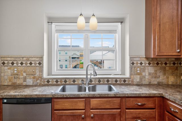 697 Lucille Drive, Lexington, KY 40511
