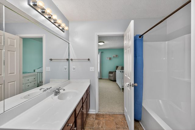 697 Lucille Drive, Lexington, KY 40511