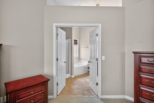 697 Lucille Drive, Lexington, KY 40511