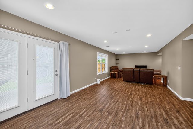 697 Lucille Drive, Lexington, KY 40511