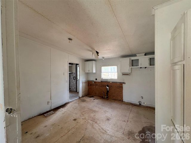 2137 Plumcrest Lane, Clover, SC 29710