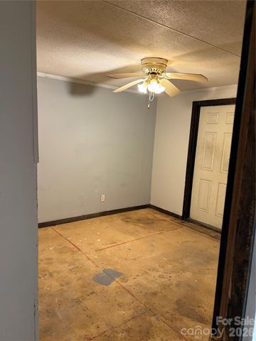 2137 Plumcrest Lane, Clover, SC 29710